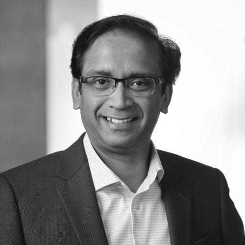 Vijay_Ramanathan_Headshot_Closeup-BW